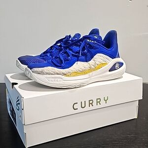 GS Curry 11